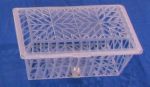 #918  Quart Mesh Plastic Berry Till, white, snap hinge cover, 690 pack