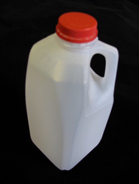 1 2 gallon plastic containers with lids