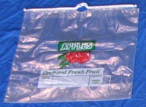 Item No 542  Apple-Drawcord Bag, Clear plastic, 1/2 bushel, 500 pack