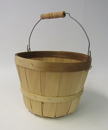 Item No 581  Basket 1/8 Peck  Natural Wood, Handle, 50 pack