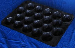 Item No 719  Insert Trays, Plastic, Black, 700 pack