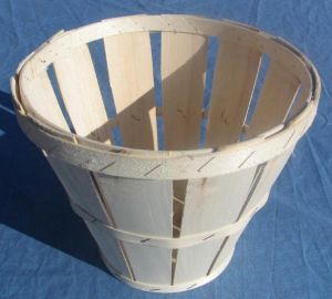 Item No 816 1/2 Bushel Wood Basket, 12 pack